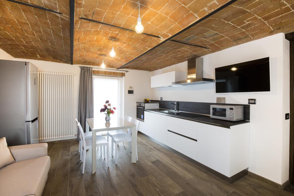 Villa Barbero Alba Langhe Mango Bagian luar foto