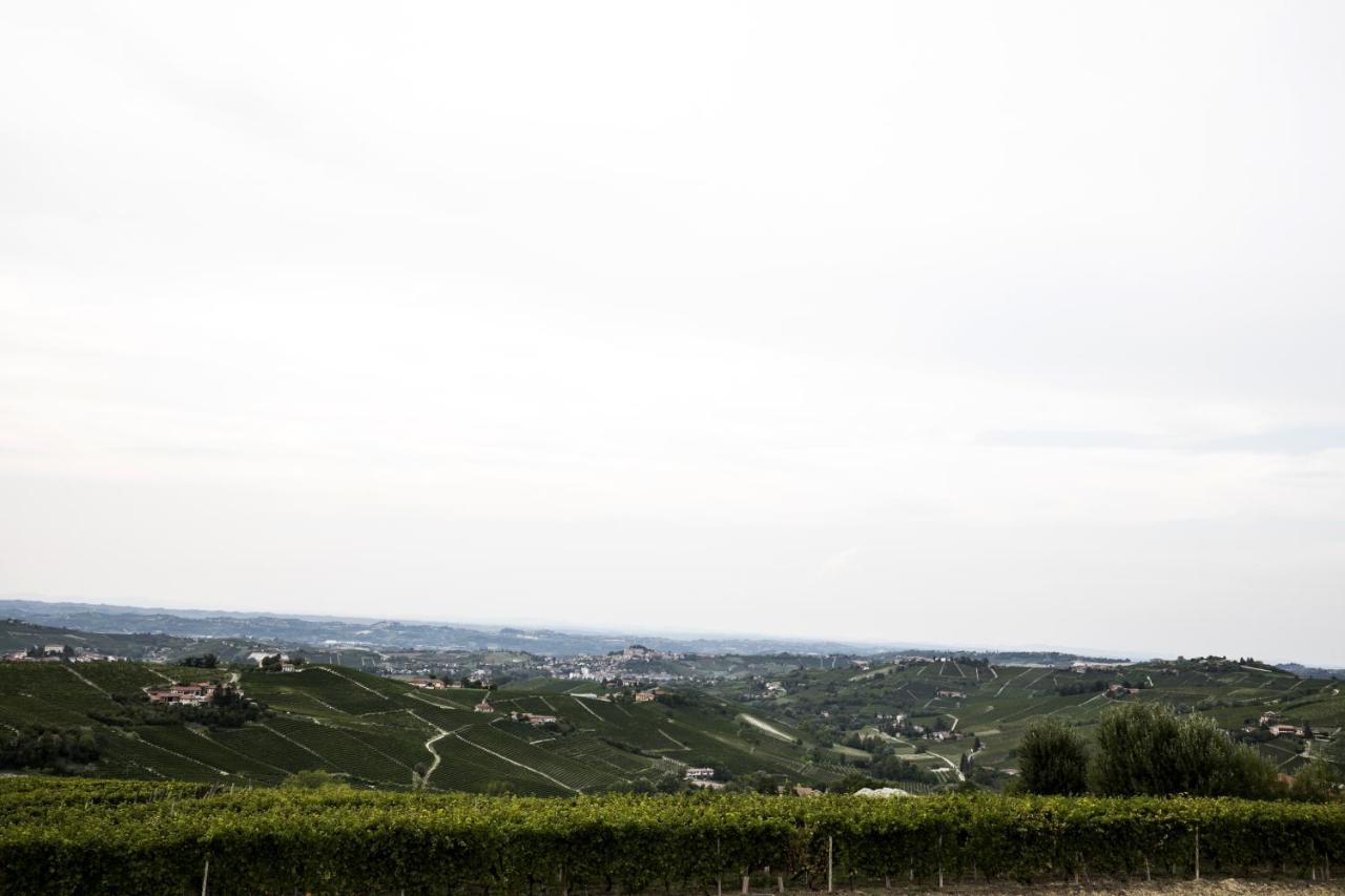Villa Barbero Alba Langhe Mango Bagian luar foto