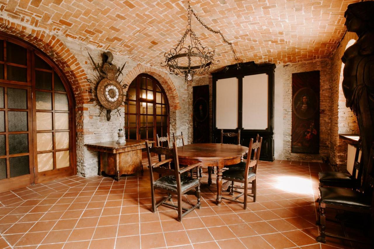 Villa Barbero Alba Langhe Mango Bagian luar foto